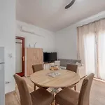 Da Katia 펜션 첼리노 산 마르코